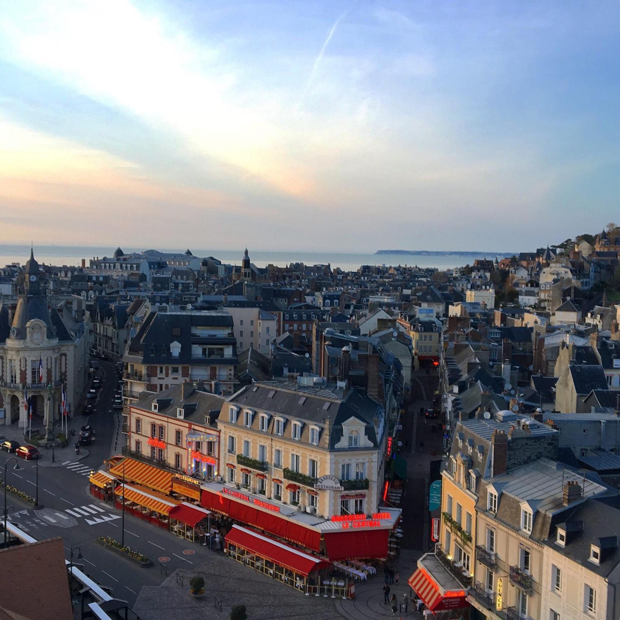 Le Trouville - Hotel De Charme Экстерьер фото