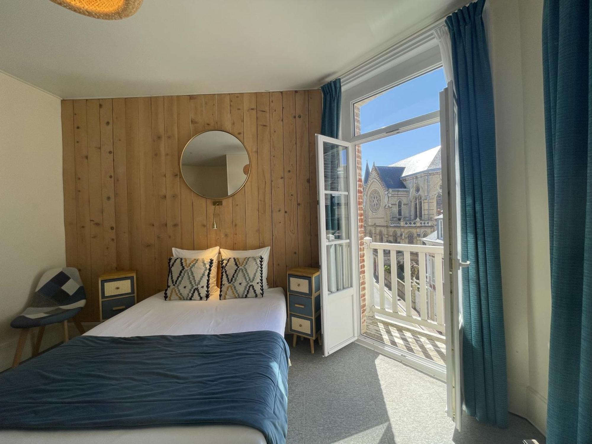 Le Trouville - Hotel De Charme Экстерьер фото