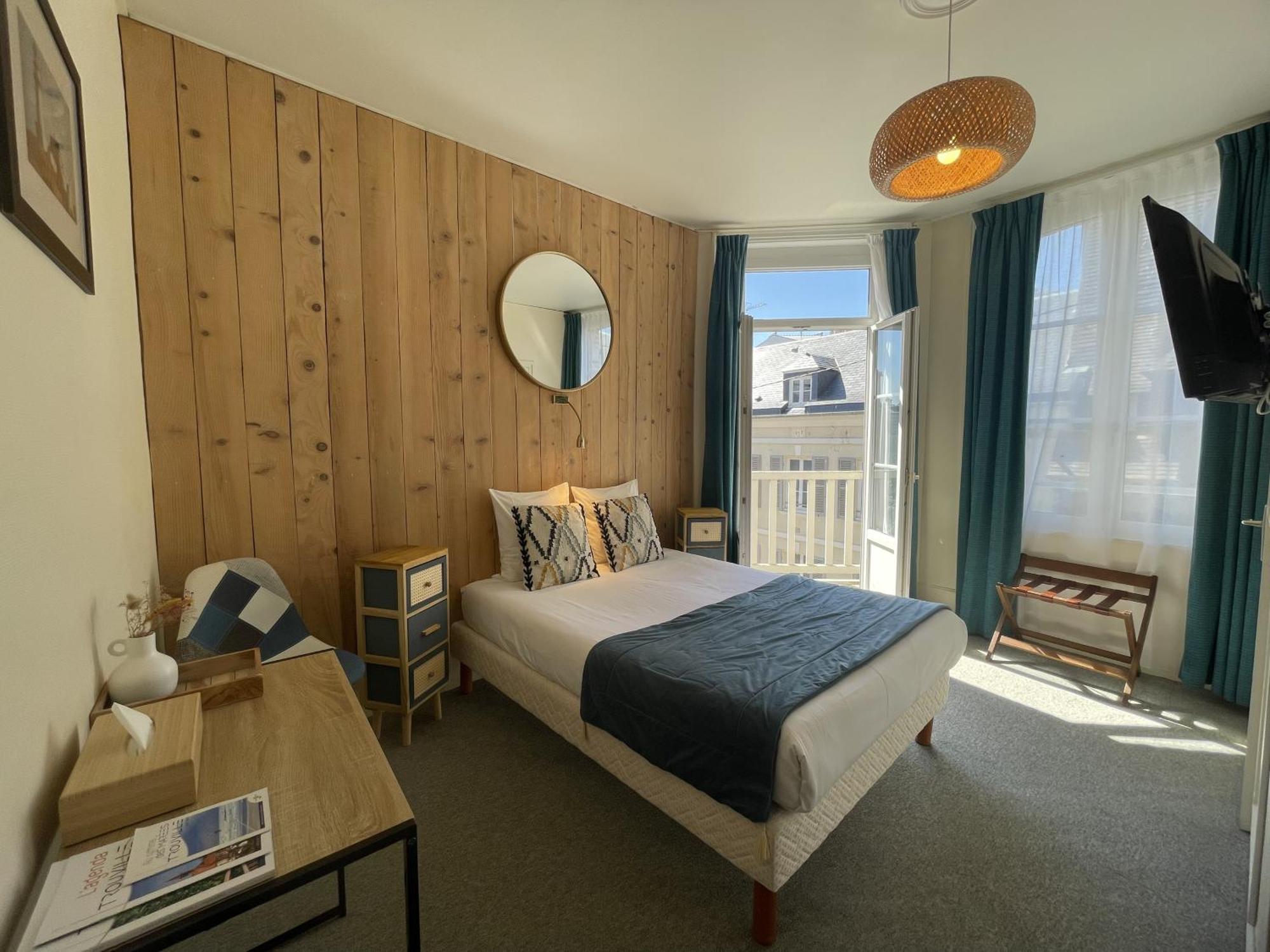 Le Trouville - Hotel De Charme Экстерьер фото