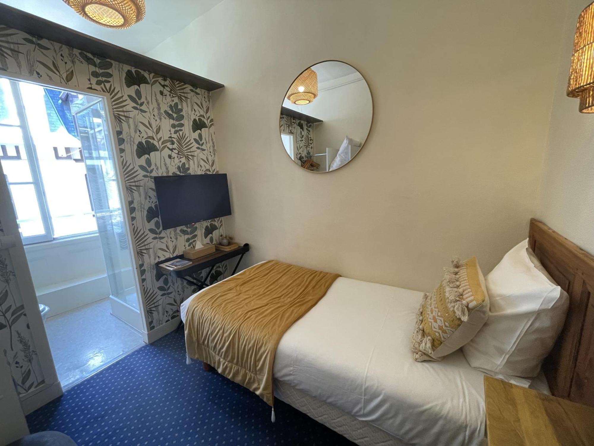 Le Trouville - Hotel De Charme Экстерьер фото